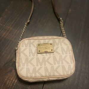 Michael Kors Jet Set Crossbody
